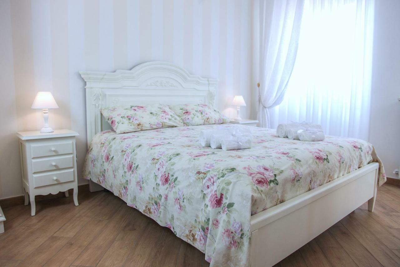 La Perla - Chic Accommodation 사사리 외부 사진